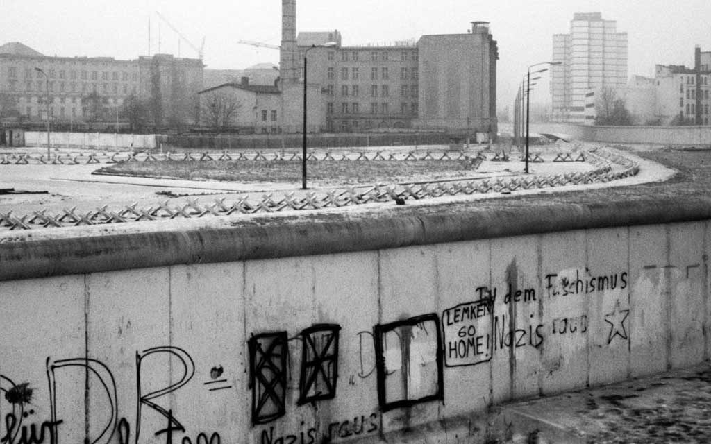 Wie lang war die Berliner Mauer